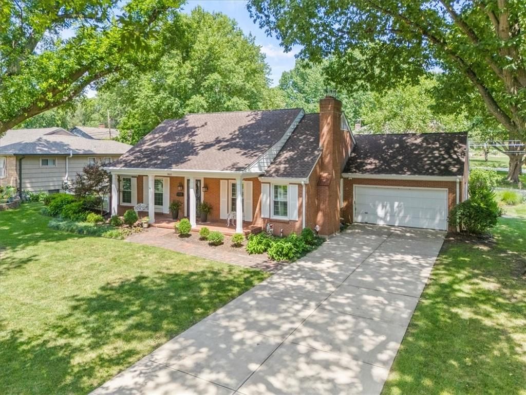 8611 Belleview Avenue — photo 5