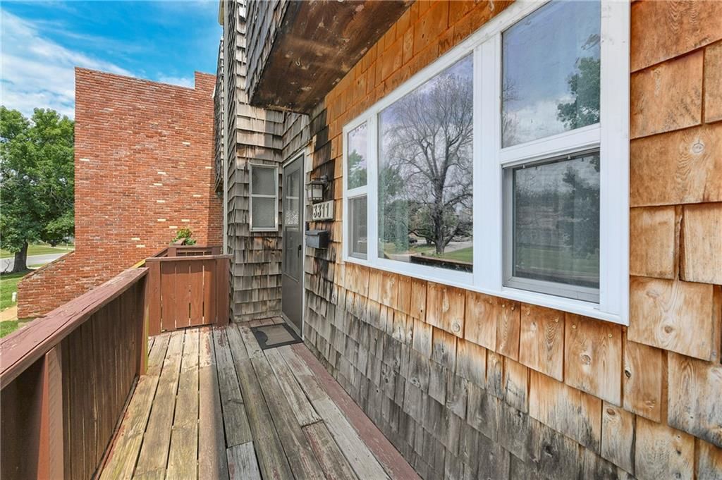3311 Bridge Manor Drive — photo 1