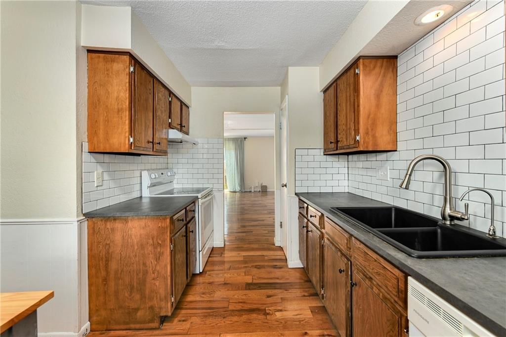 3311 Bridge Manor Drive — photo 9