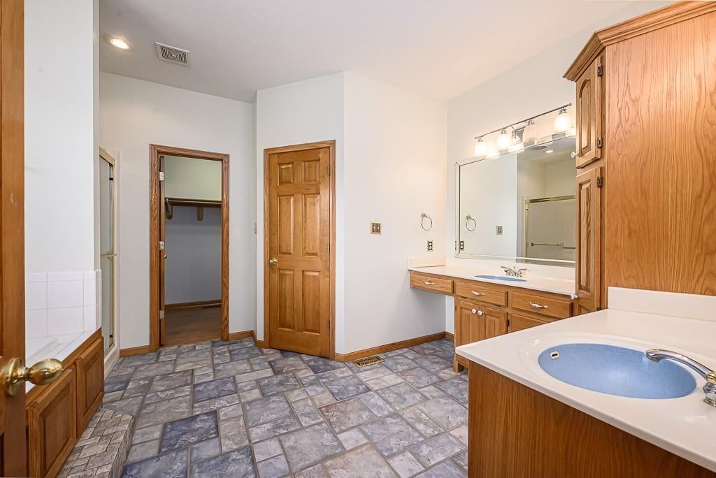 12901 Mcintyre Road — photo 16