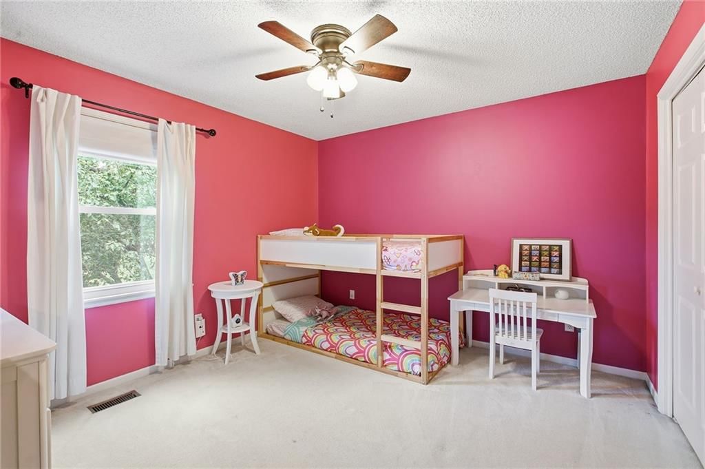 8707 N Mcdonald Avenue — photo 18