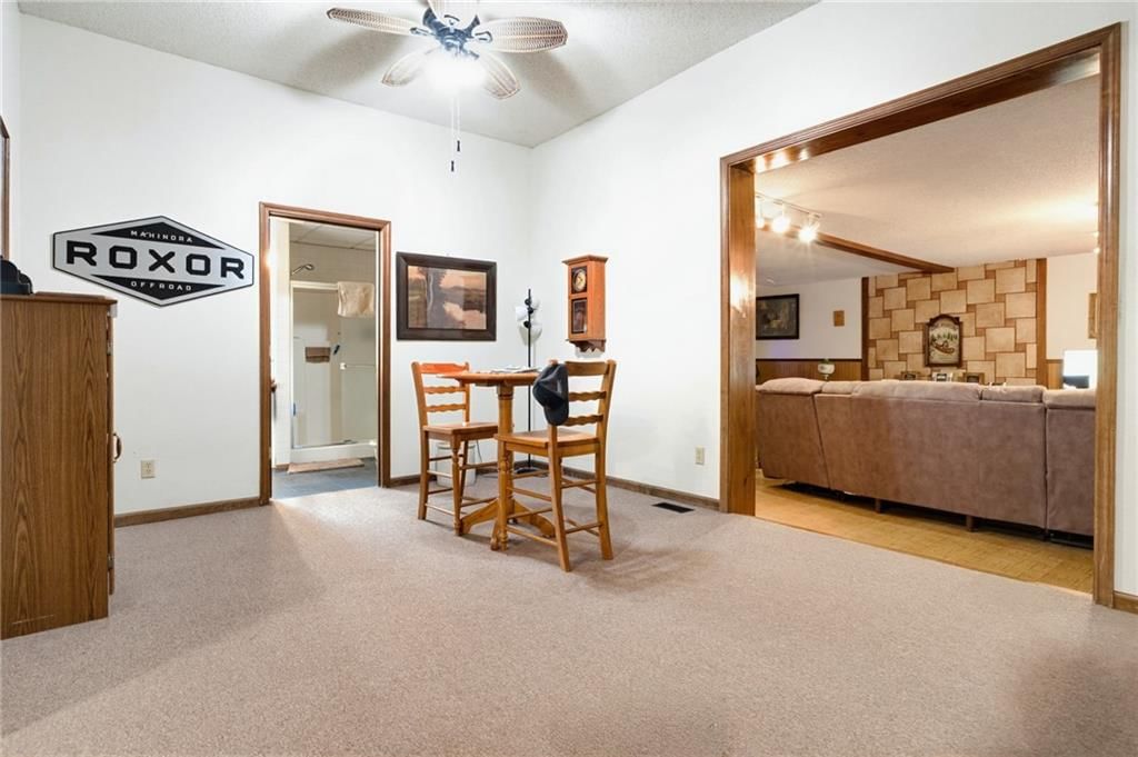206 Ridgeway Street — photo 9