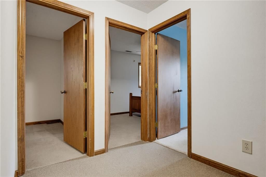 206 Ridgeway Street — photo 24