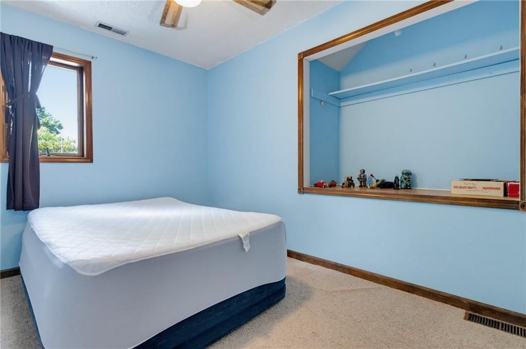 206 Ridgeway Street — photo 27