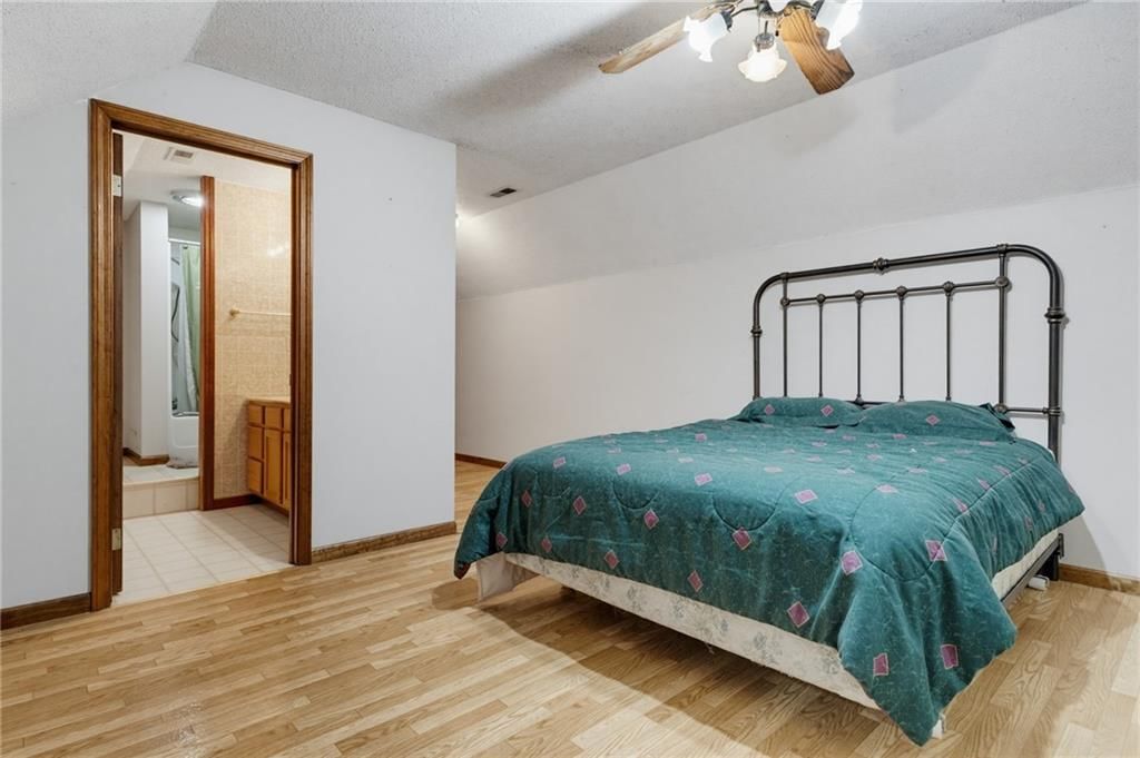 206 Ridgeway Street — photo 31