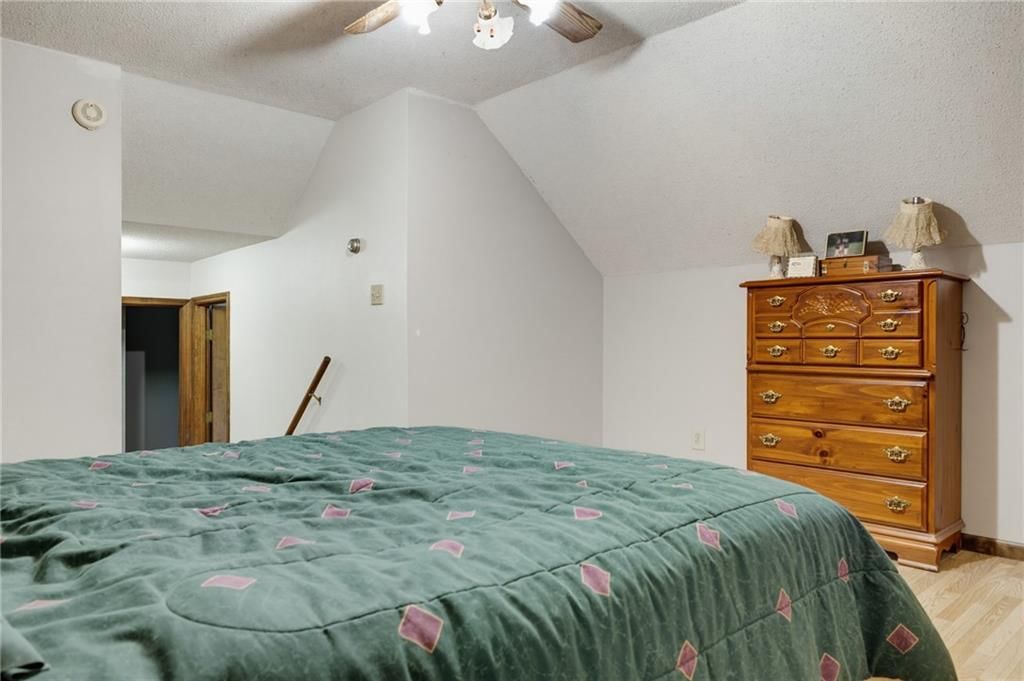 206 Ridgeway Street — photo 34