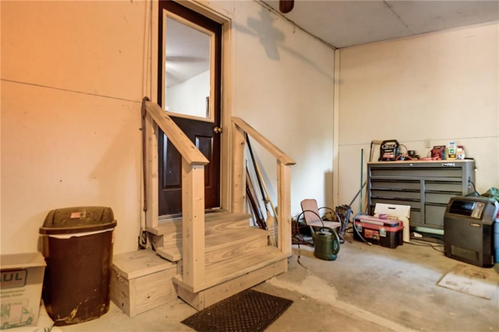 206 Ridgeway Street — photo 45