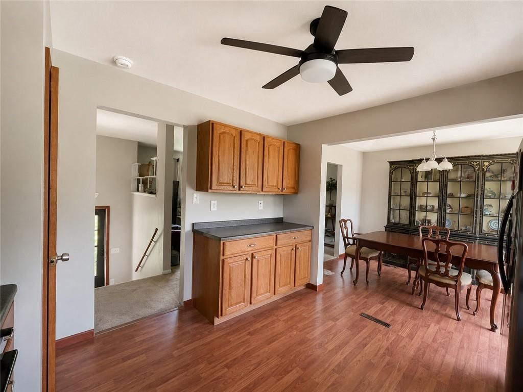 207 Evergreen Street — photo 11