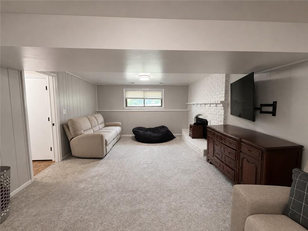 207 Evergreen Street — photo 22