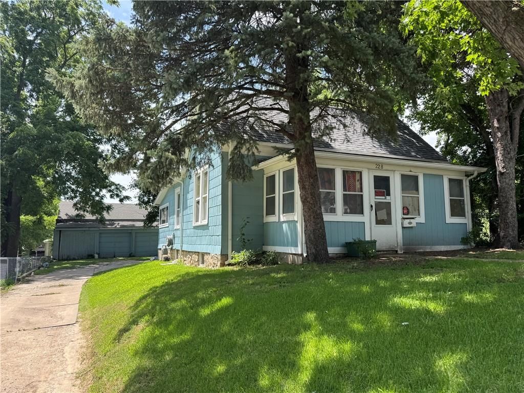 228 N 24th Street — photo 1