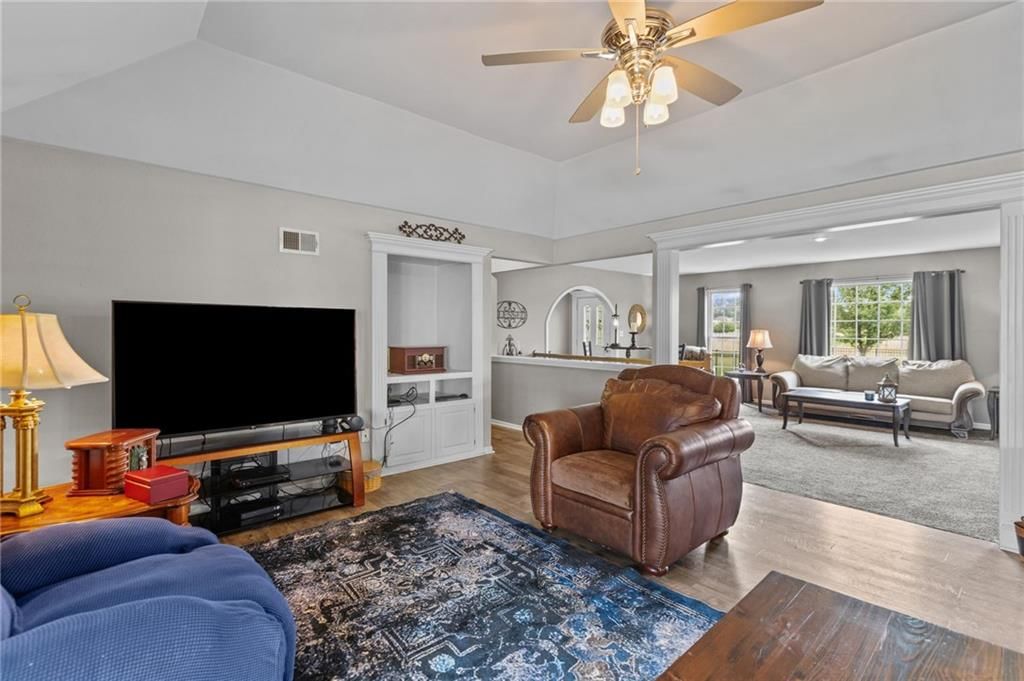 1005 W Main Street — photo 11