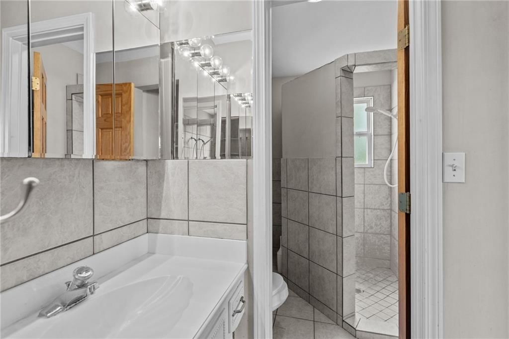 1005 W Main Street — photo 23