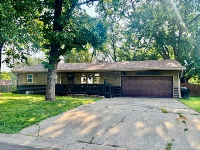 1016 Birch Street — photo 1