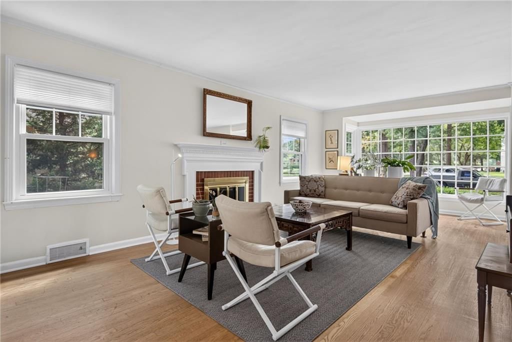 5649 Norwood Street — photo 3