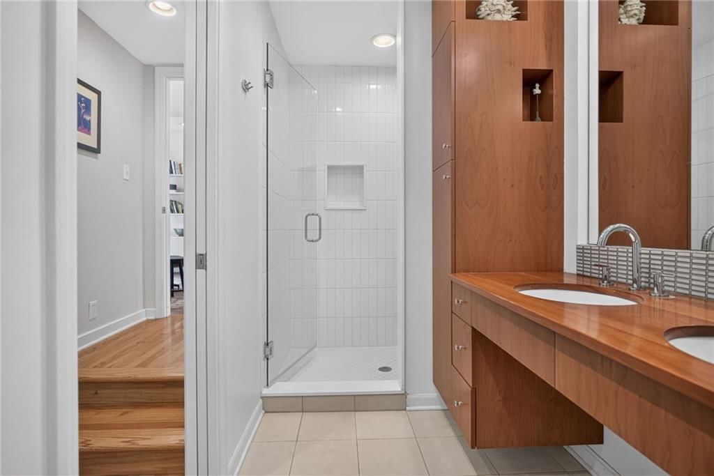 5649 Norwood Street — photo 8