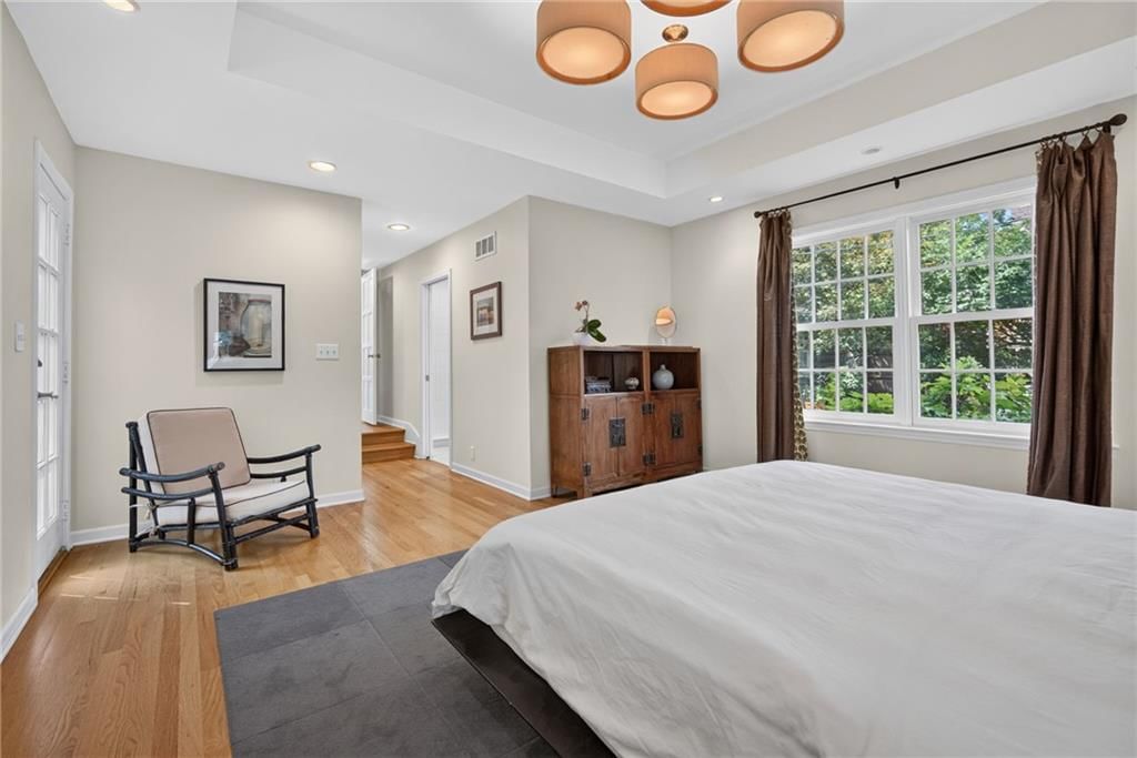 5649 Norwood Street — photo 10