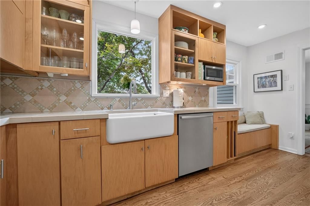5649 Norwood Street — photo 14