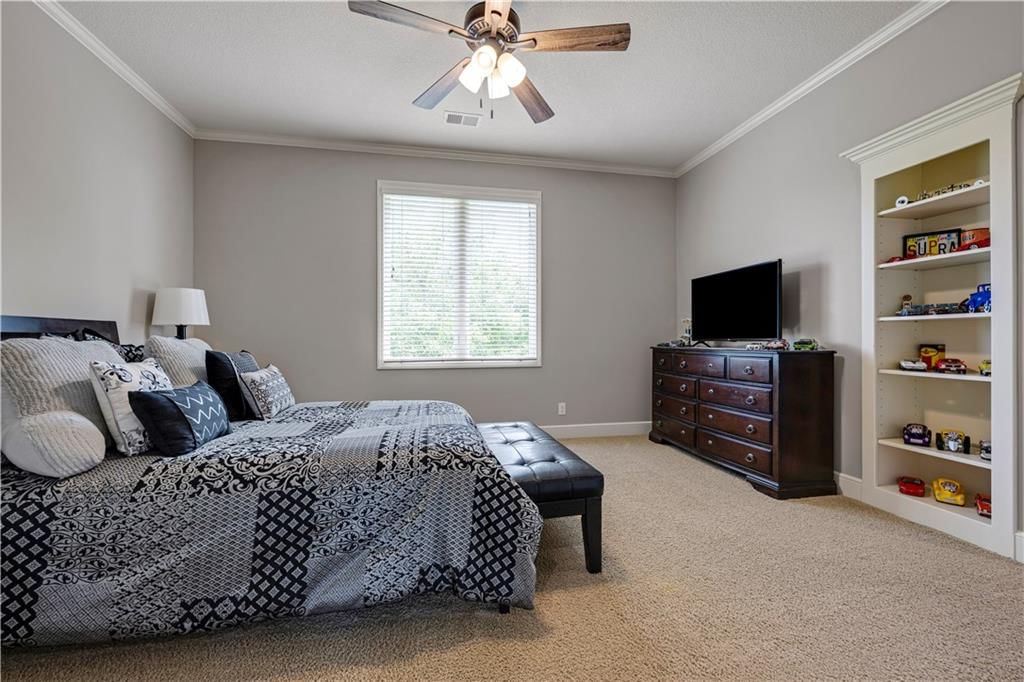 14911 Birch Street — photo 32