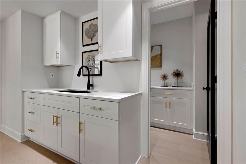 14911 Birch Street — photo 42