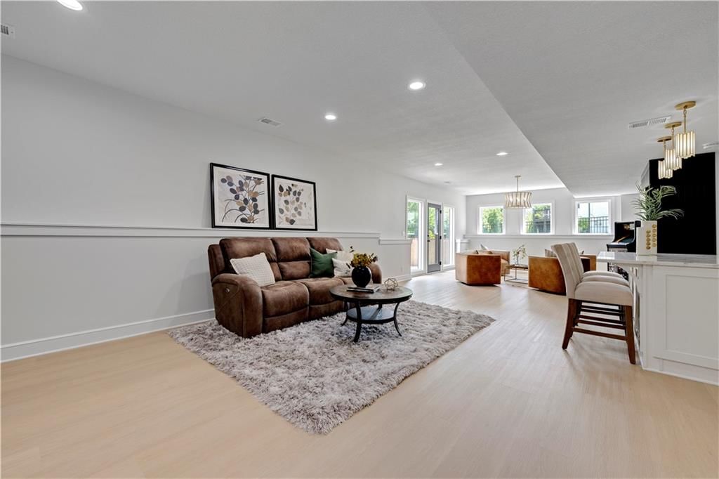 14911 Birch Street — photo 44