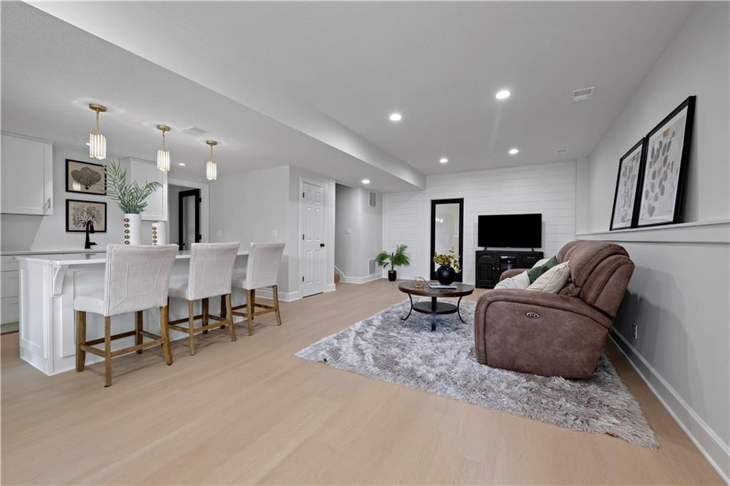 14911 Birch Street — photo 46