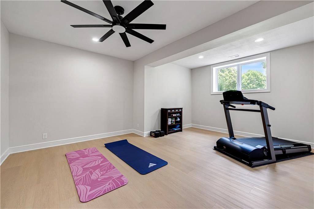 14911 Birch Street — photo 53
