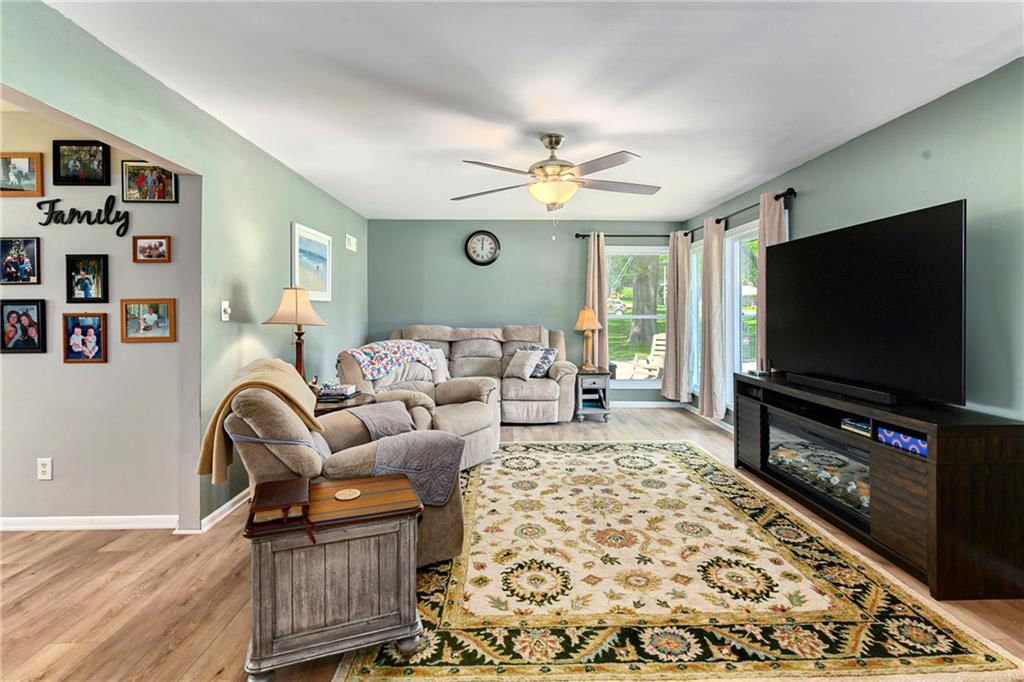 1035 Vilas Street — photo 6