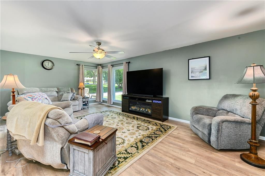 1035 Vilas Street — photo 7