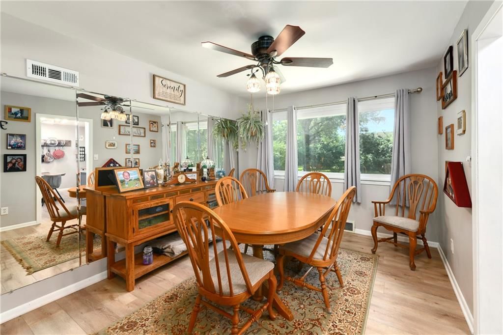 1035 Vilas Street — photo 10