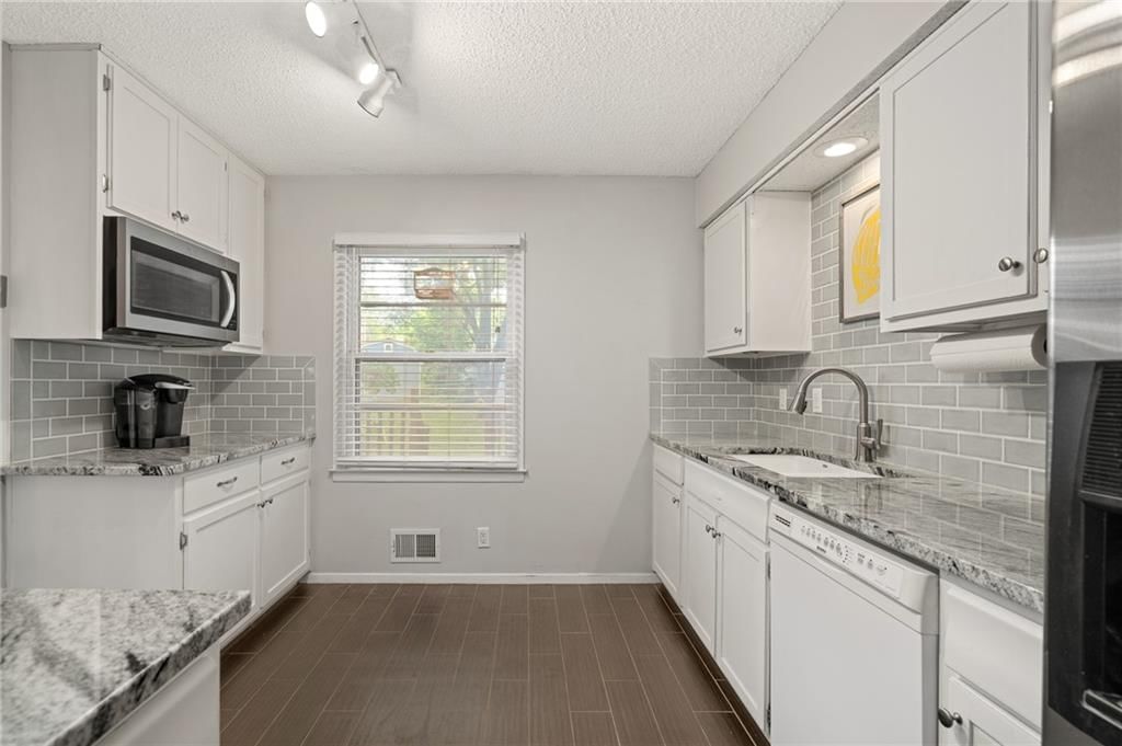 9800 W 89th Terrace — photo 13