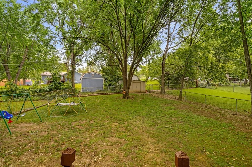 9800 W 89th Terrace — photo 38