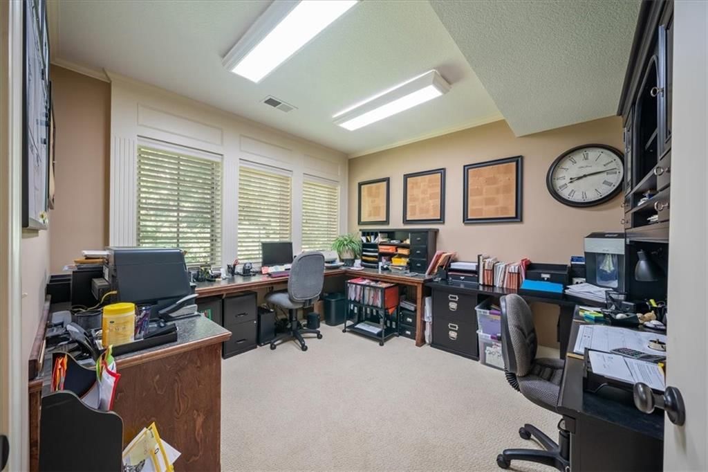 8604 N MARSH Avenue — photo 48