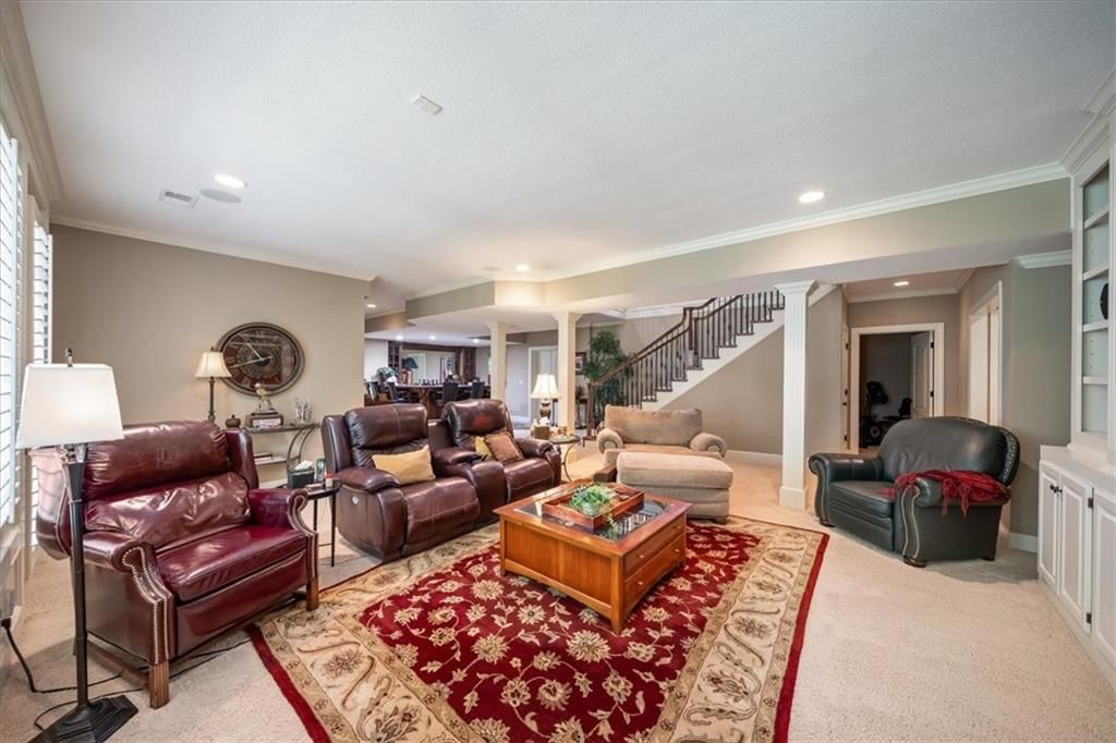 8604 N MARSH Avenue — photo 49