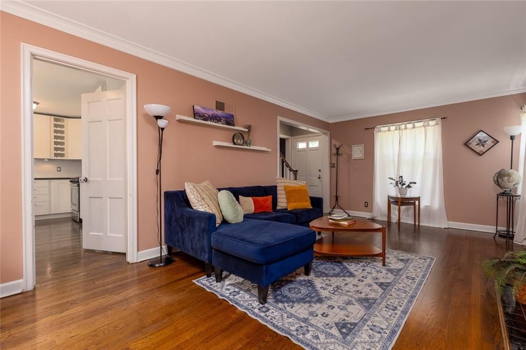 1117 W 76 Street — photo 5