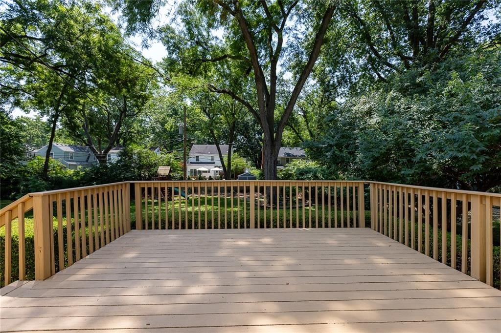 1117 W 76 Street — photo 28