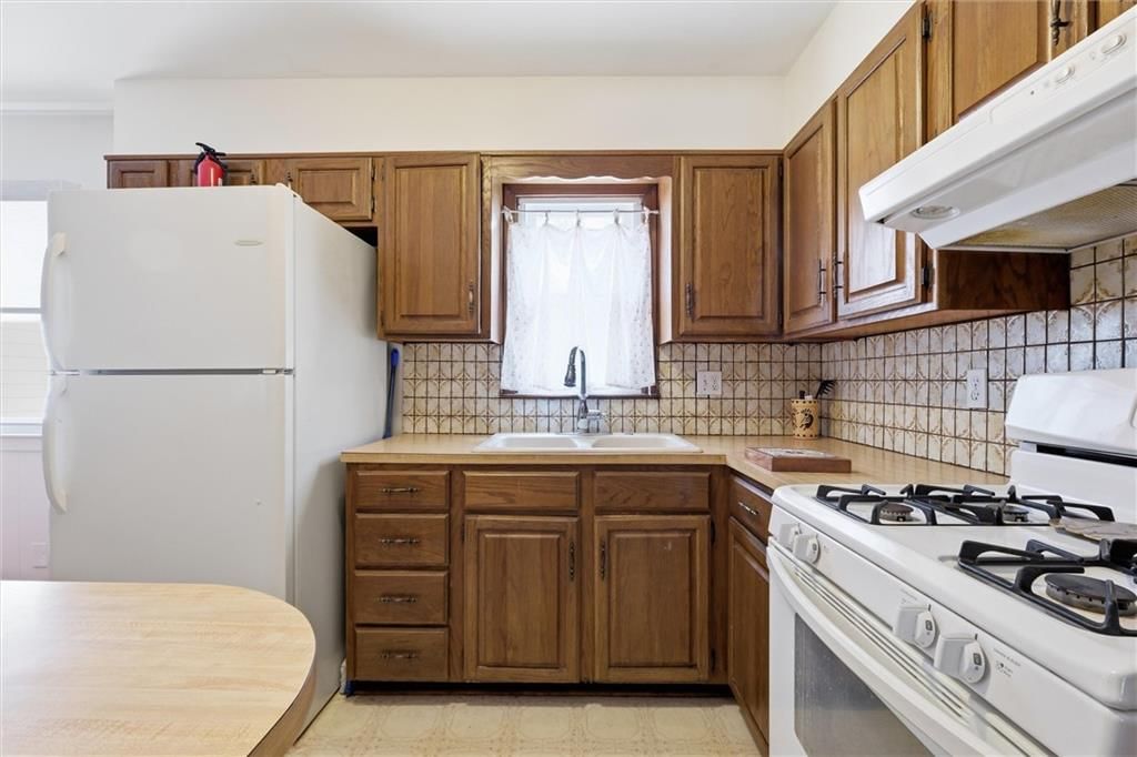 4009 S Spring Street — photo 10