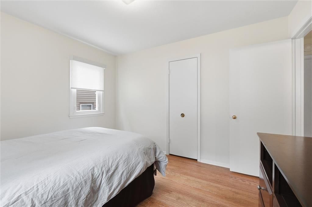4009 S Spring Street — photo 16