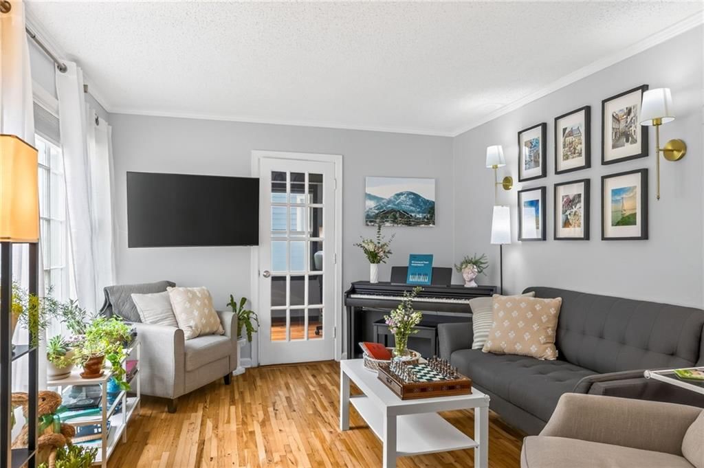 8326 Madison Avenue — photo 17
