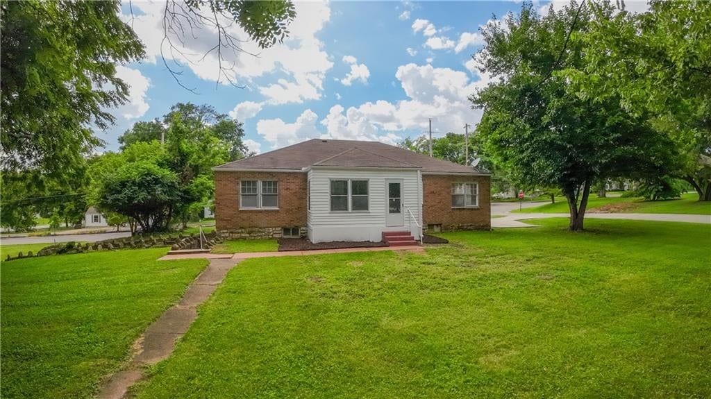 7021 Raytown Road — photo 34