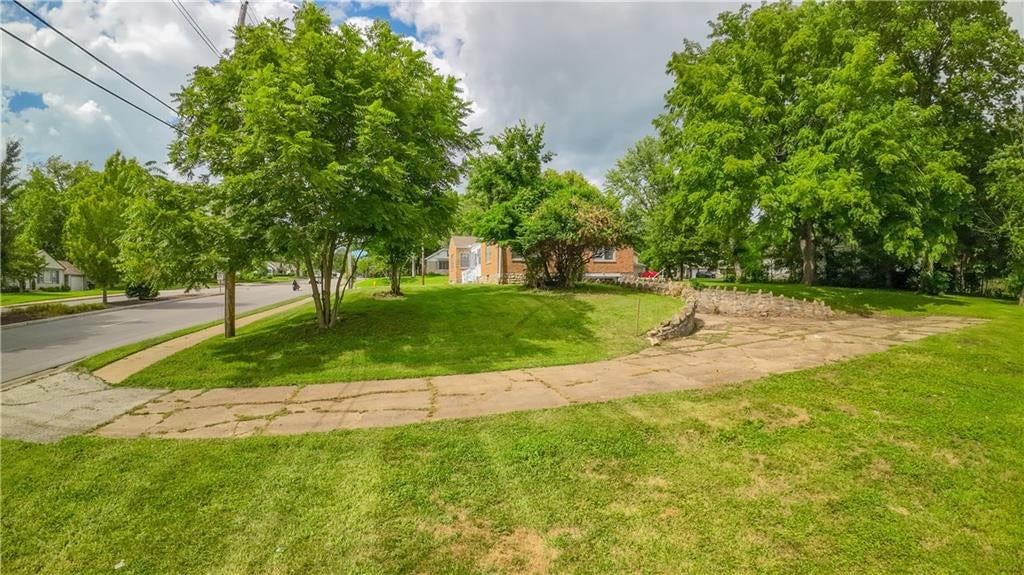 7021 Raytown Road — photo 36