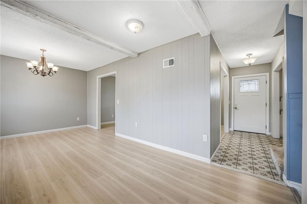 1300 S Apache Court — photo 13