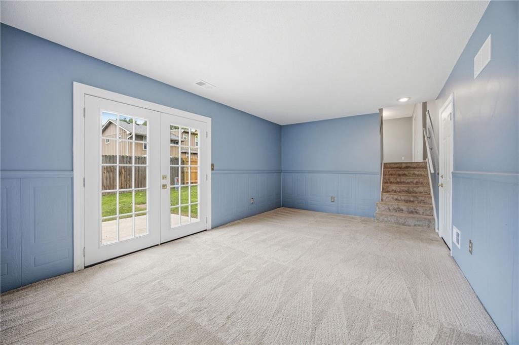 1300 S Apache Court — photo 15
