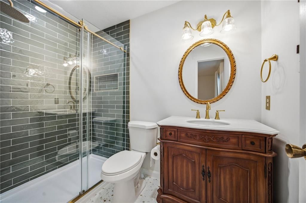 1300 S Apache Court — photo 20