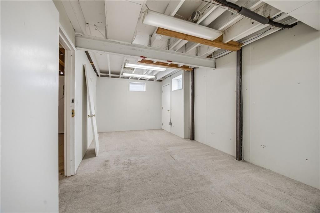 1300 S Apache Court — photo 27