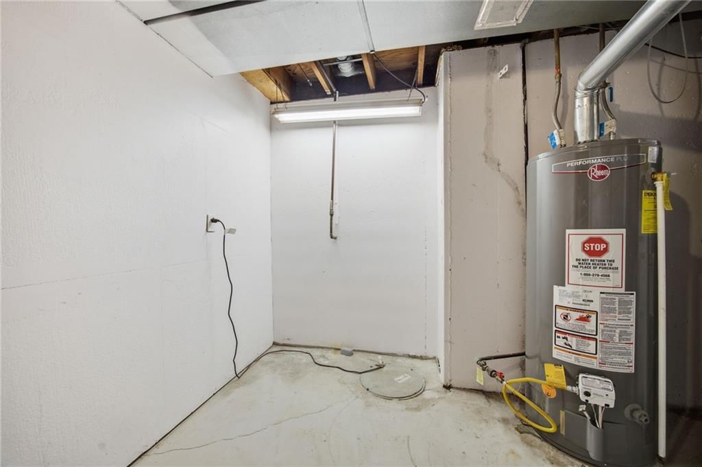 1300 S Apache Court — photo 28
