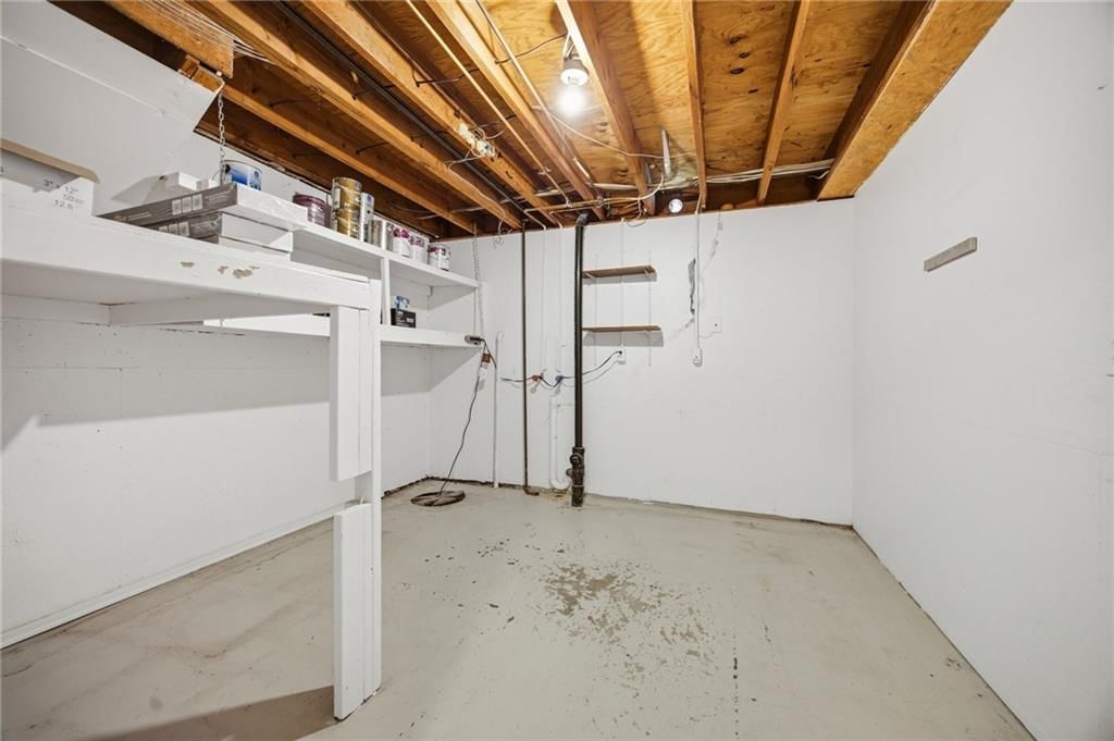 1300 S Apache Court — photo 29