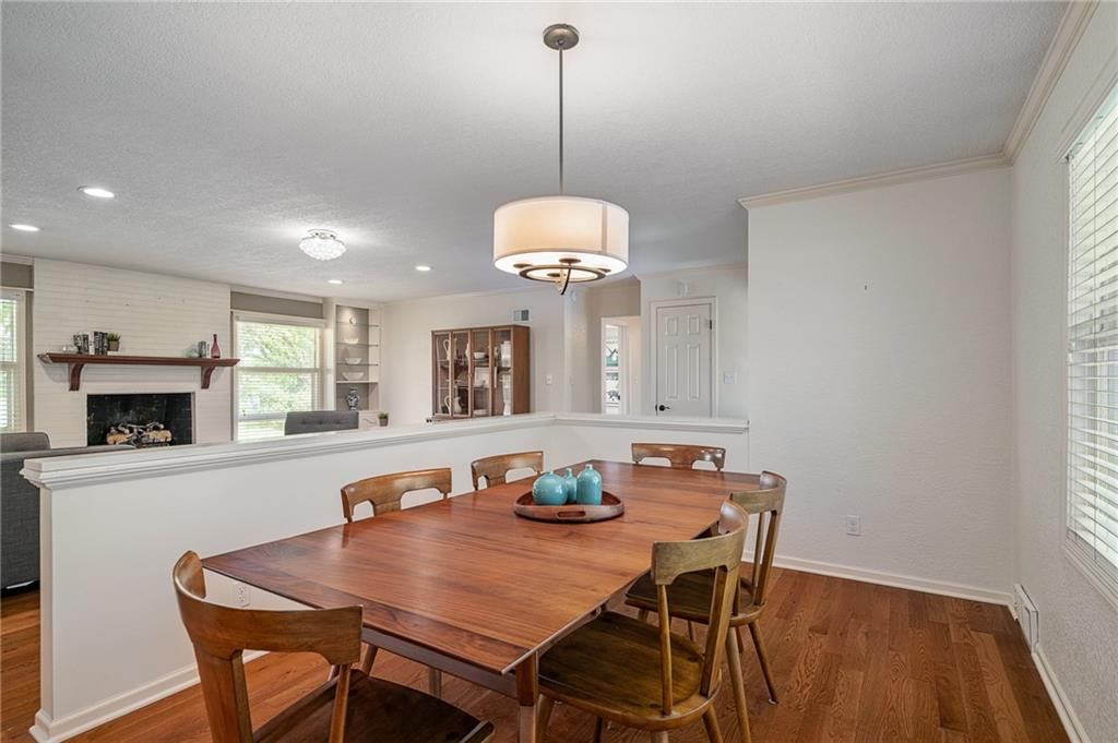 2105 W 97th Street — photo 19