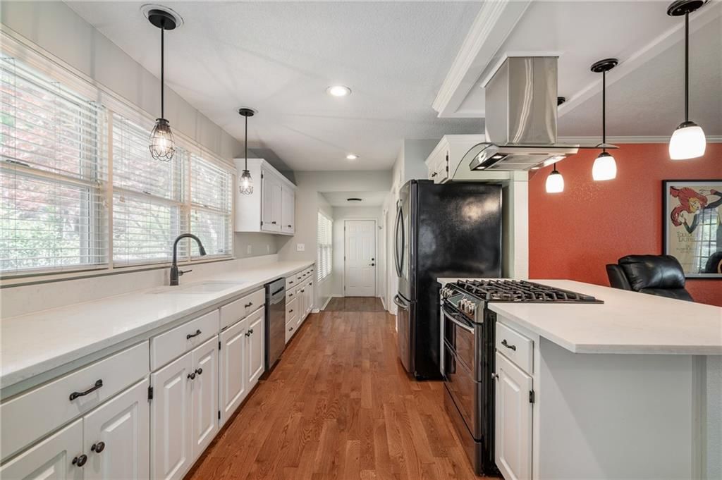 2105 W 97th Street — photo 22
