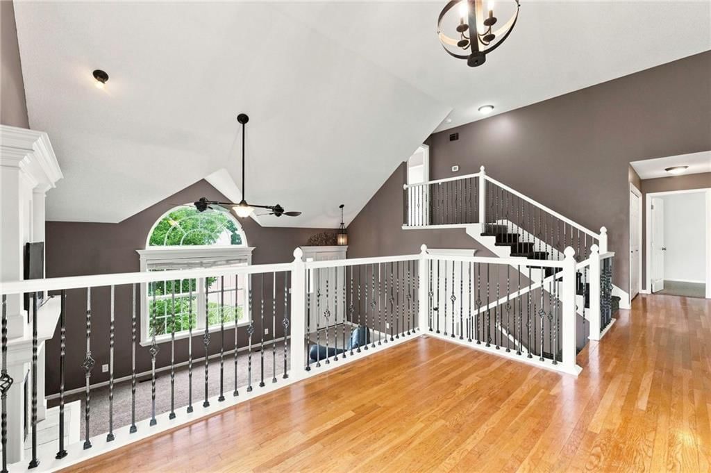 611 Timber Crest Court — photo 8