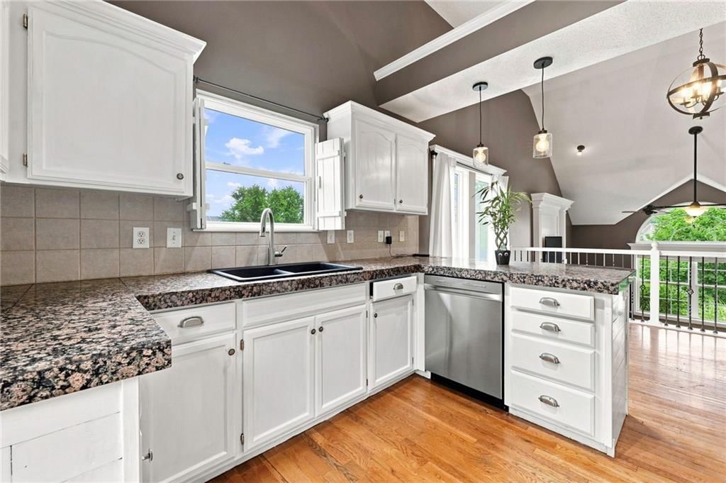 611 Timber Crest Court — photo 11